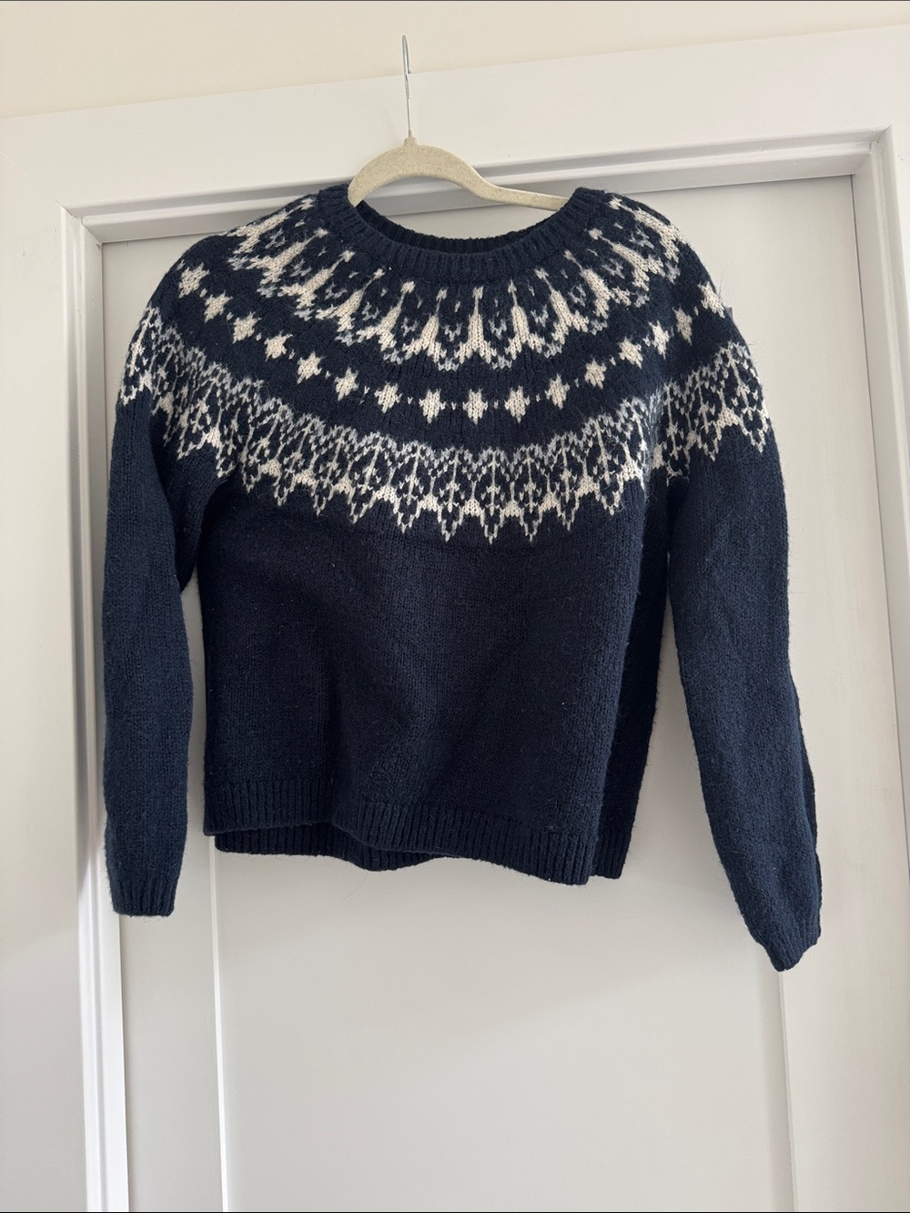 Old Navy Navy and White Fair Isle Crewneck Sweater